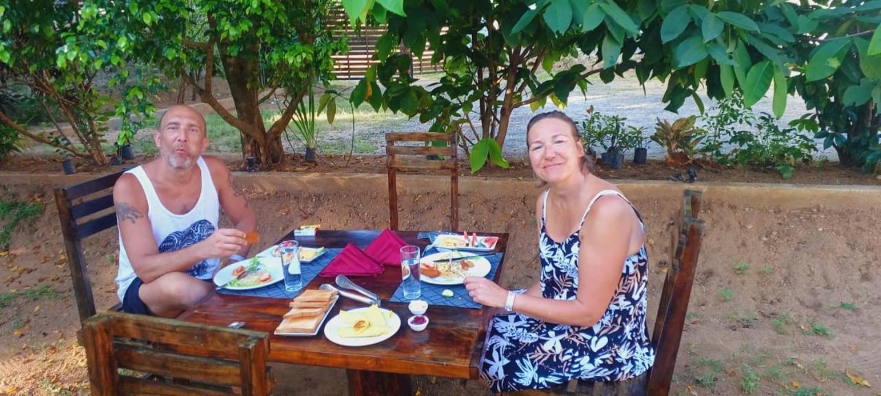 Lily Resort Udawalawe Eksteriør bilde
