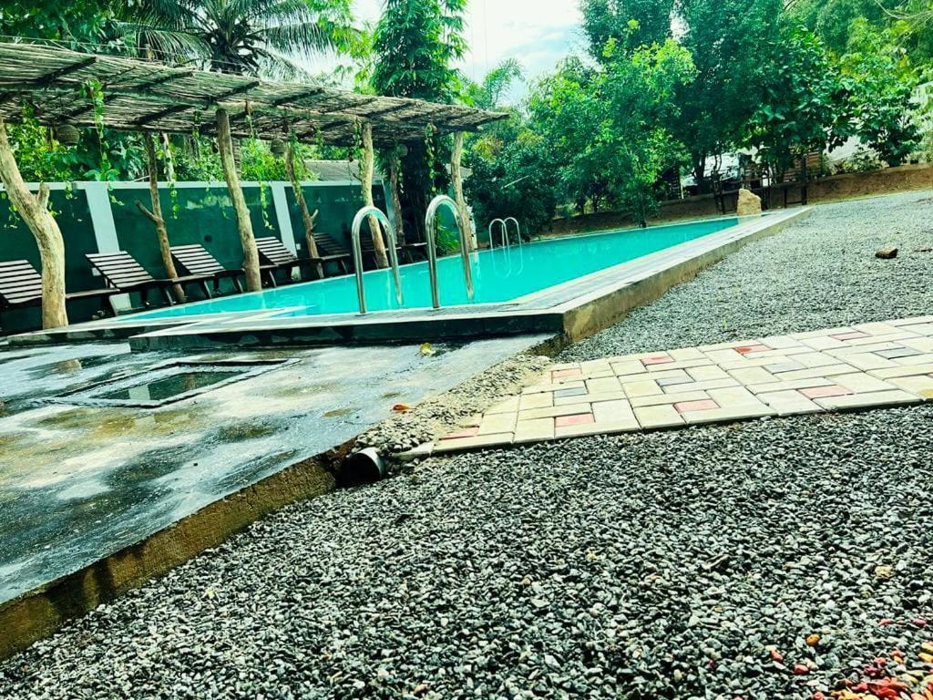 Lily Resort Udawalawe Eksteriør bilde